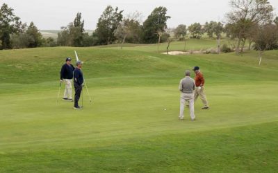 El XXI Campeonato de Golf del COMCADIZ deparó una jornada de alto nivel deportivo y de encuentro entre colegiados