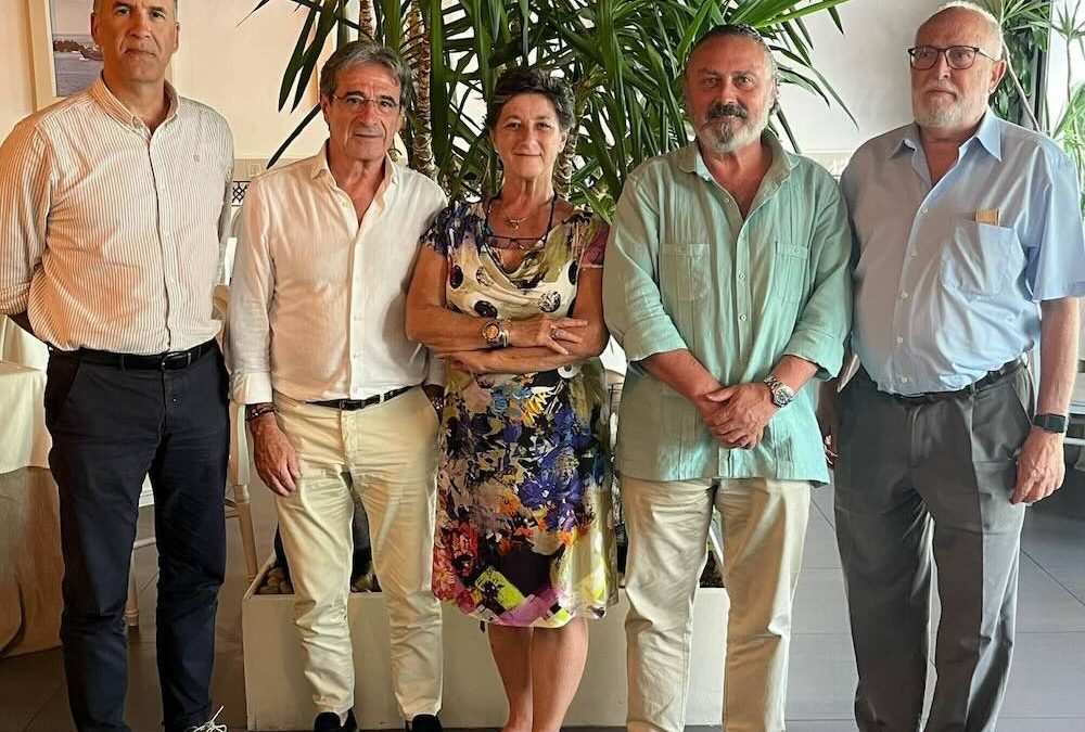 Los Colegios de Médicos, Enfermería, Farmacéuticos, Dentistas y Veterinarios refuerzan su compromiso en torno al concepto ‘Una sola salud’